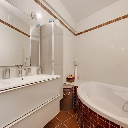 Bel Appartement 3 Pieces 2 Chambres 76M2 + Balcon + Parking Neuilly-sur-Seine Exterior foto